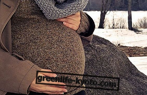 เจ็บคอในการตั้งครรภ์: วิธีการรักษา