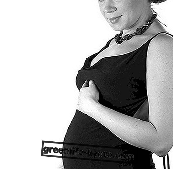 妊娠：自然療法はあなたを助けます