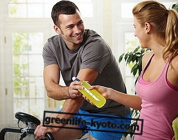 व्यायाम बाइक के साथ कैसे प्रशिक्षित किया जाए